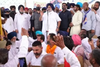 Akali Dal stages protests over power outages in Punjab